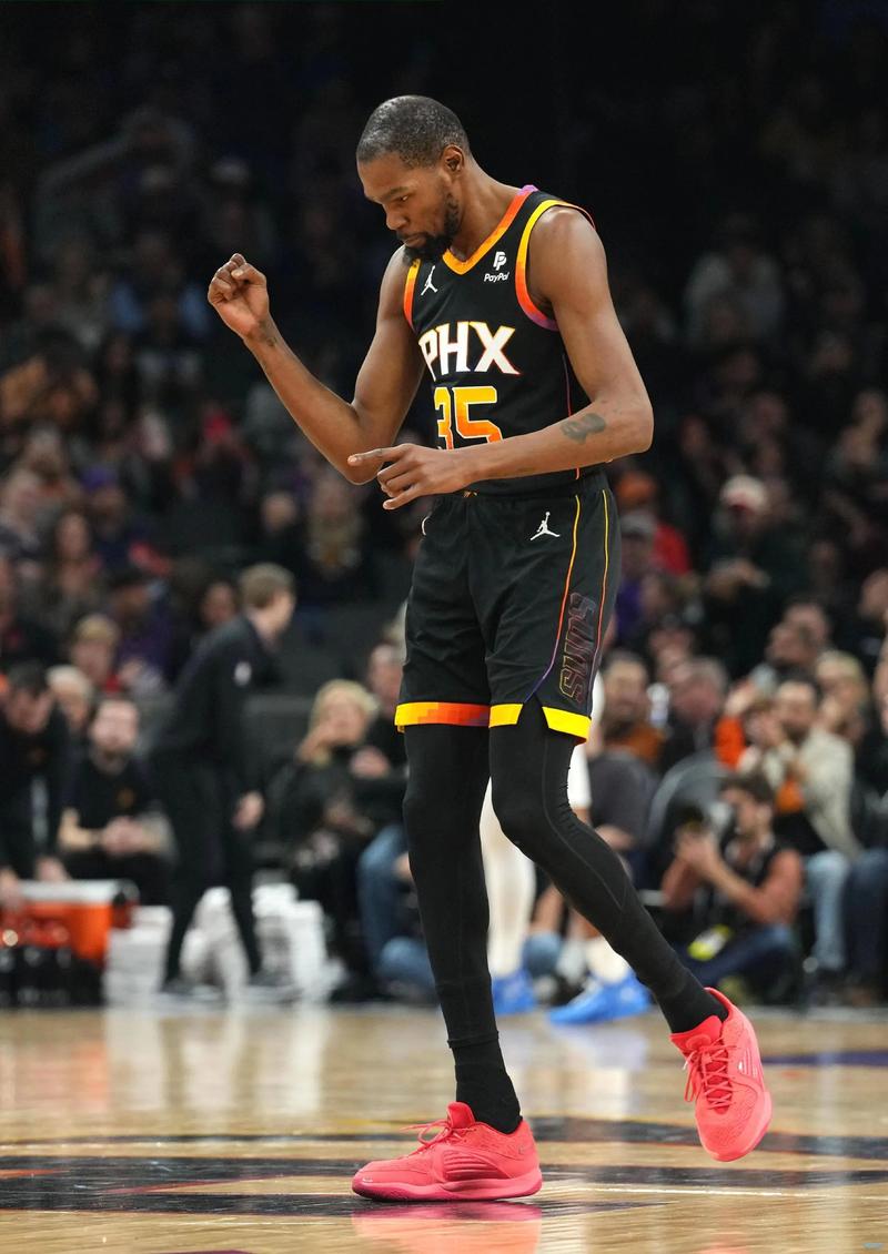 上半场他更 上半场他更